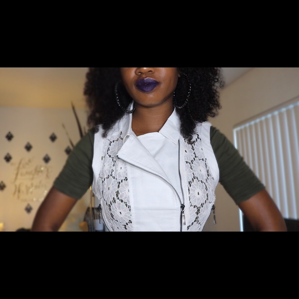 FIFTY STREET ASYMMETRICAL LACE VEST, SIZE S